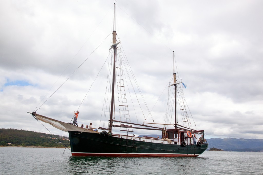 Tour in sailing boat Joaquín Vieta