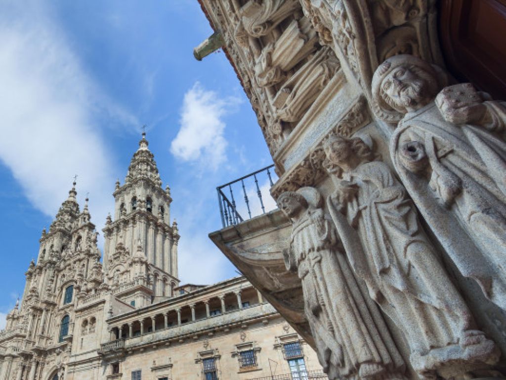 Cathedral, façades and squares