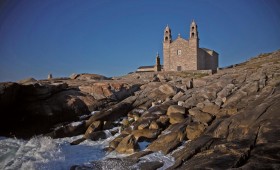 The cult of the Muxía stones